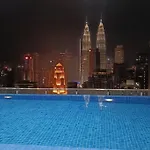 Cls 16B Klcc Balcony View Studio