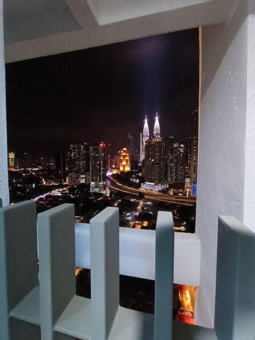 Pangsapuri Cls 16b Klcc Balcony View