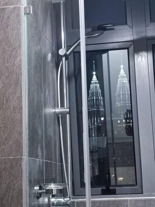 Pangsapuri Cls 16b Klcc Balcony View Kuala Lumpur